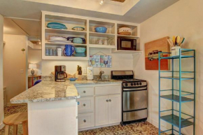 Lorna Beach Cottage at Spanish Village